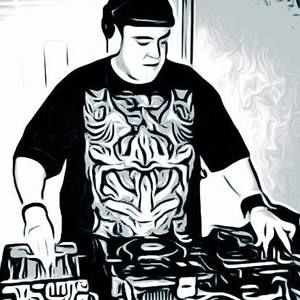 Meet your Posher, Carlos